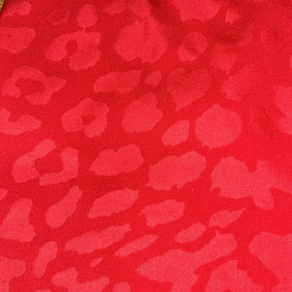 Nike Pro Red Animal Print Dri Fit Shorts Size Medium - Image 4