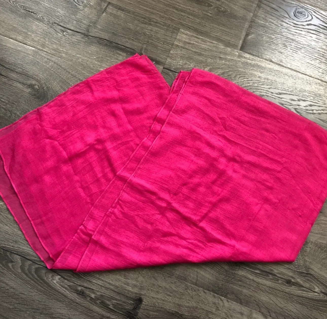 NEW Gorgeous Bright Pink Longer Scarf - Image 2