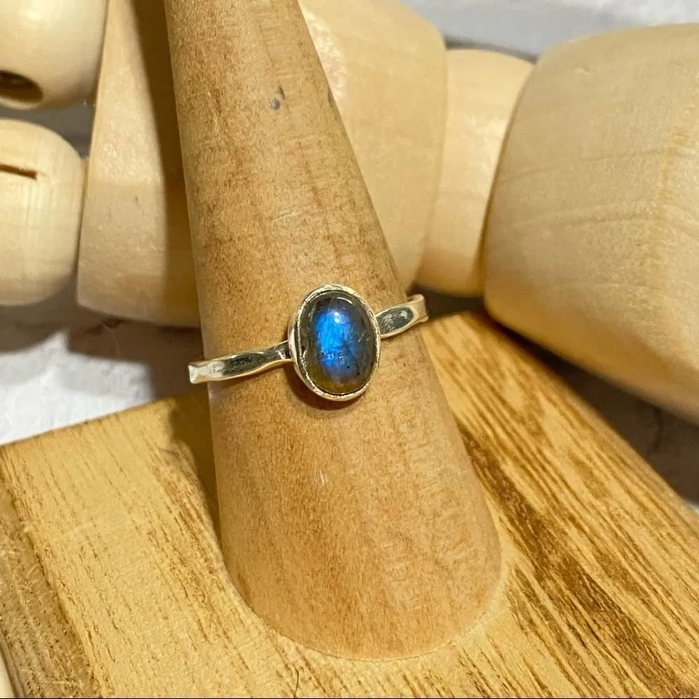 Labradorite Sterling Silver Hammered Band Ring Handmade Size 8 Blue - Image 5