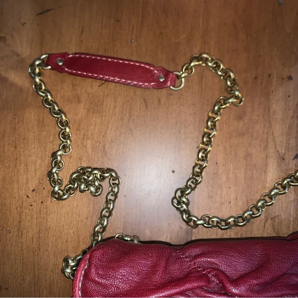 Retro Juicy Couture Dark Red Patent Leather Juicy Couture Long Chain Purse NWT - Image 7