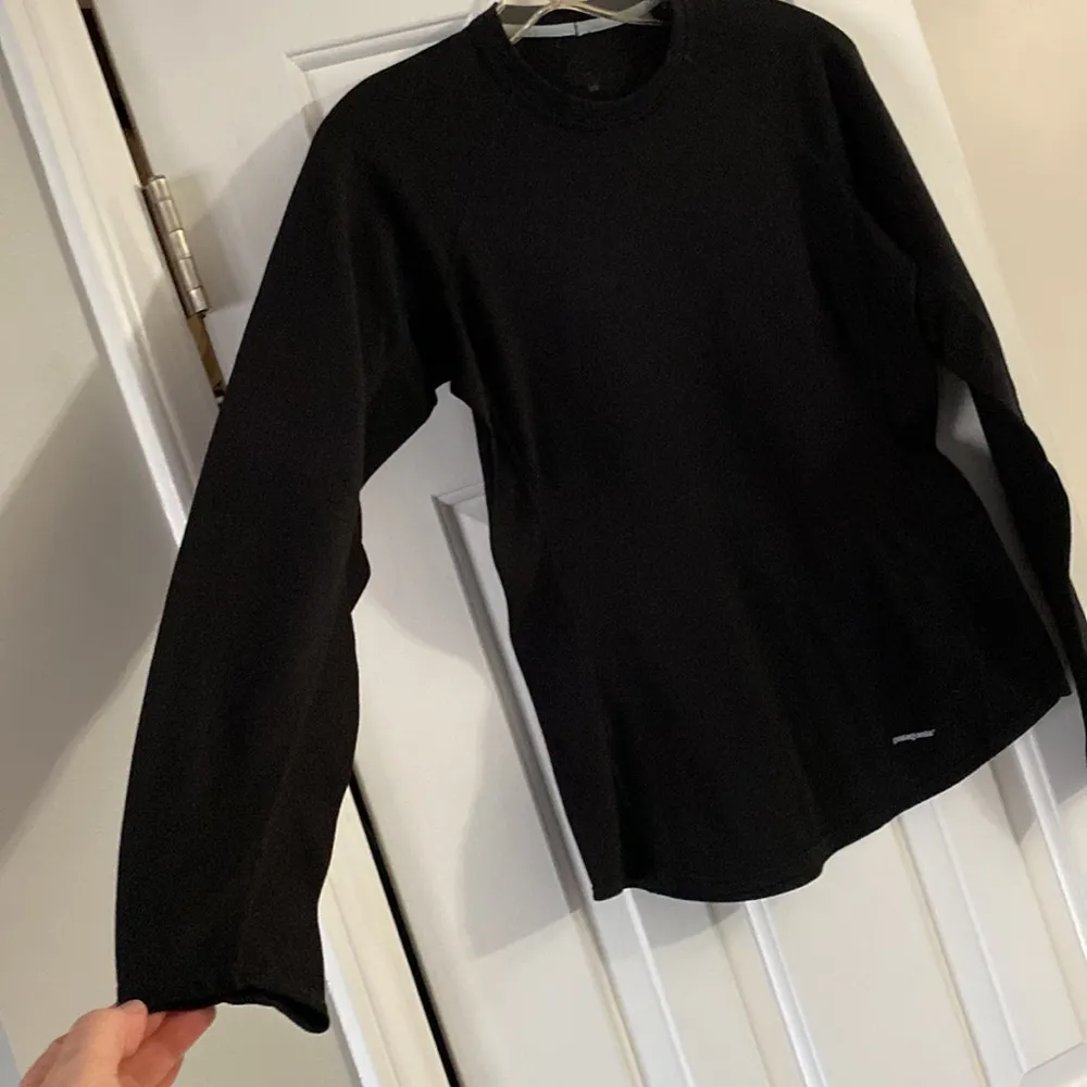 Patagonia Fitted Women’s Top - Image 4