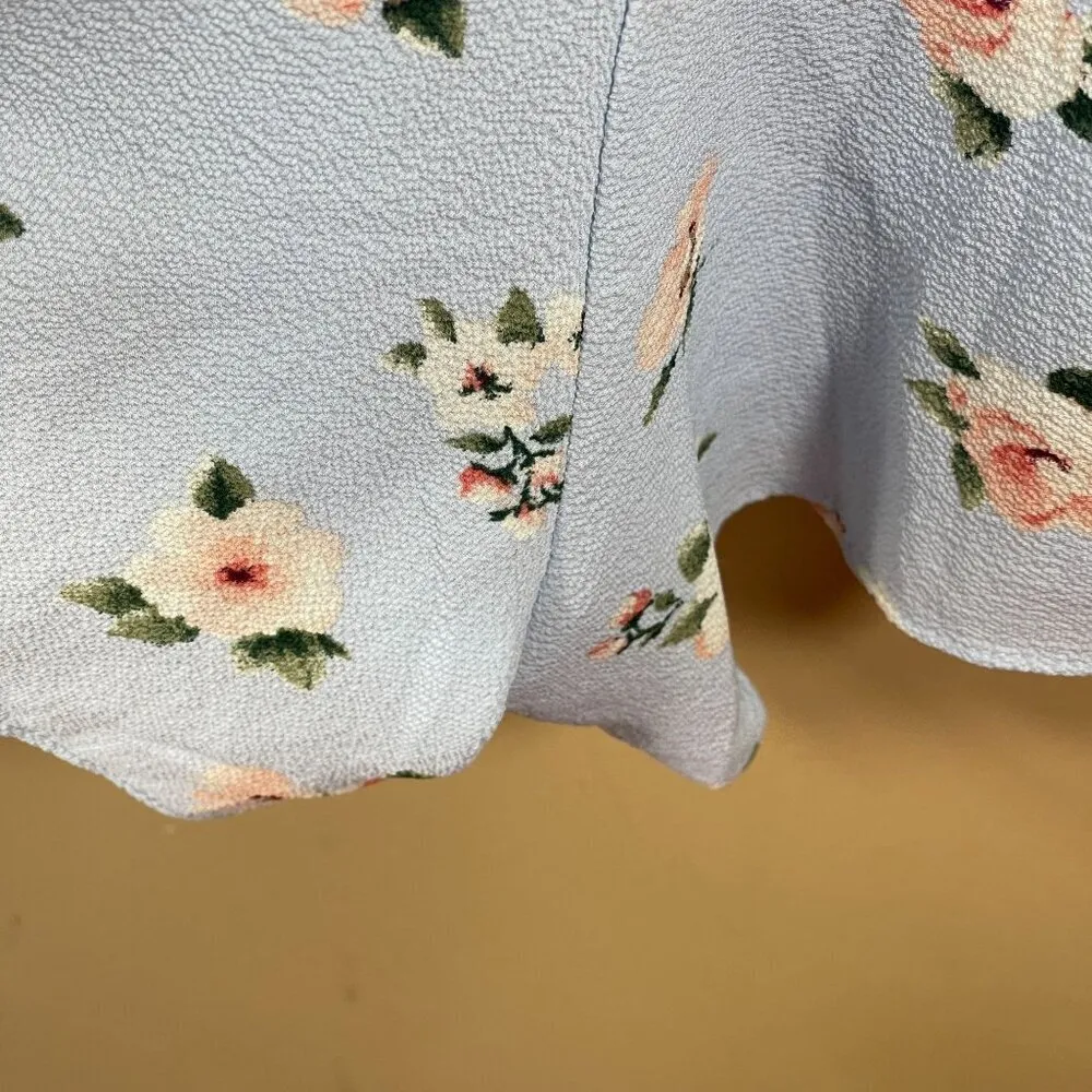 NWT Blu Pepper Floral Romper Spaghetti Strap Blue Pink Size S Small - Image 4