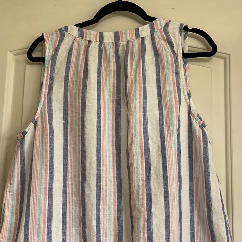Crown & Ivy  Tank Top Size Large 100% Linen Stripes Cute Beach Summer - Image 8