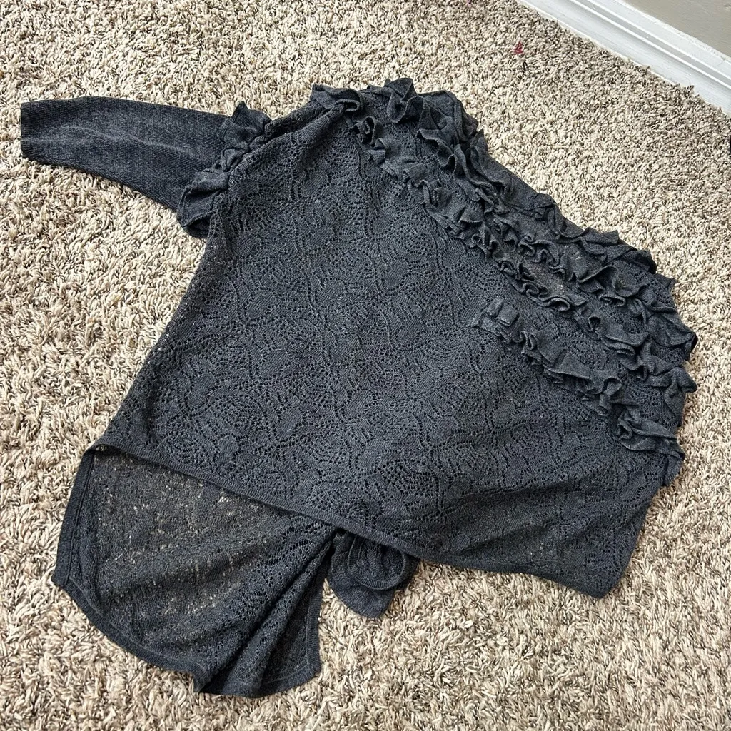 Anthropologie Moth gray one sleeve ruffle sweater with one button closure S/M - Image 6