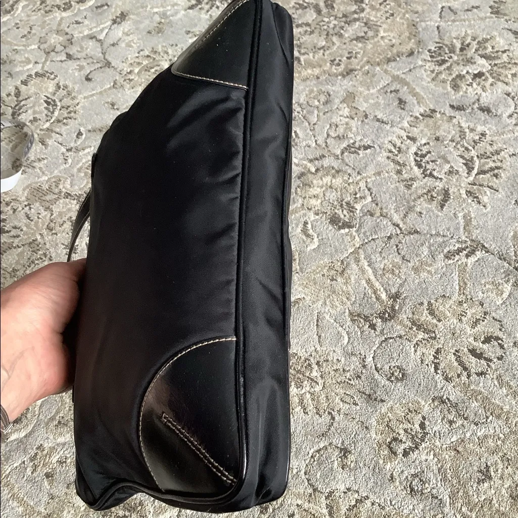 Authentic PRADA nylon tote bag 🌷🌷🌷 - Image 14