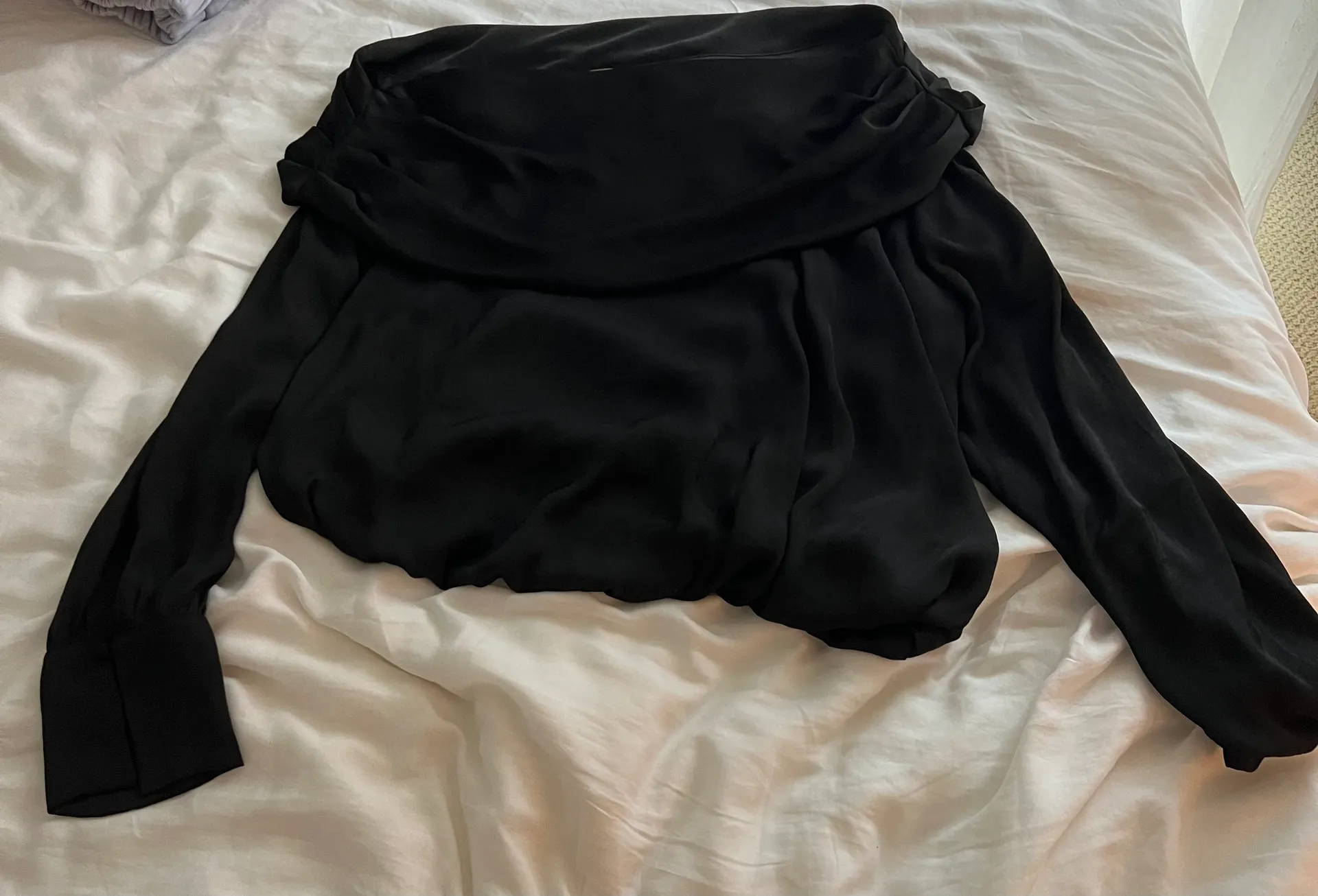 Long Sleeve Off The Shoulder Top - Image 4