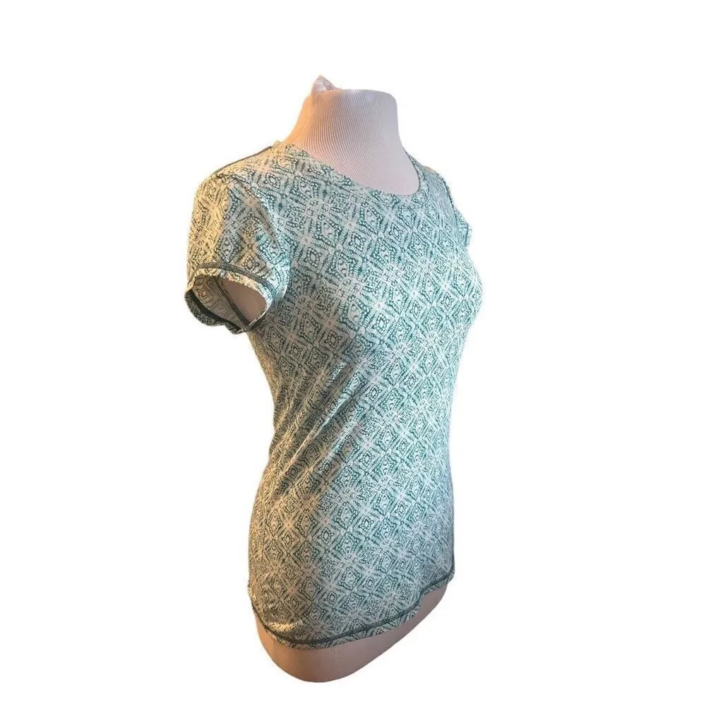 ✨Title Nine Womens Ruched Grace Sz Medium Pattern Tee✨ - Image 2
