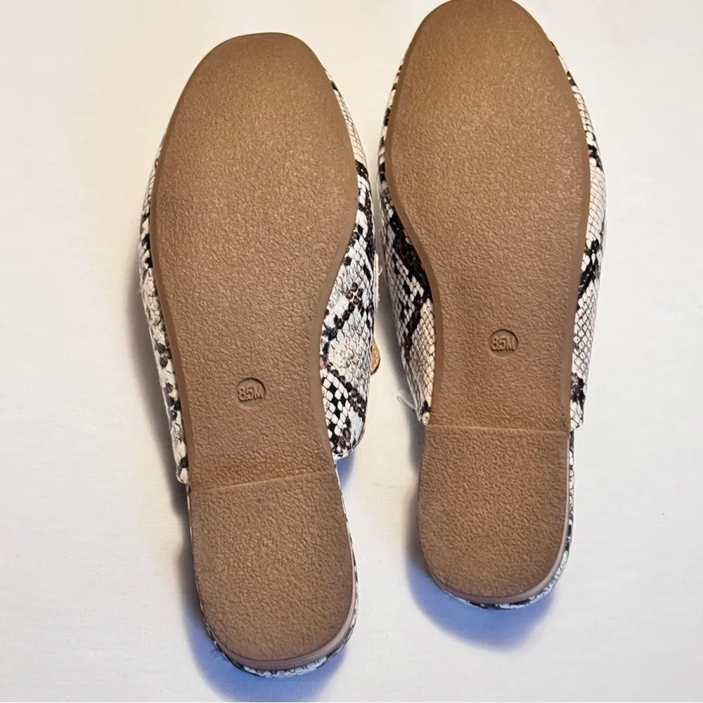 Cushionaire Women’s Memory Foam Low Heel Snakeskin Slip On Mule Sz 8.5 NWOT - Image 5