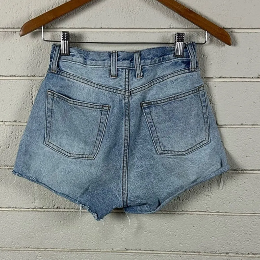 Brandy Melville John Galt Jean Shorts size M - Image 4