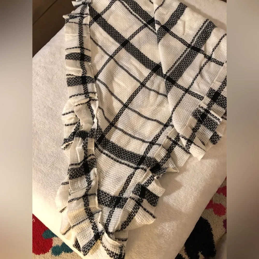 New Francesca’s scarf wrap, ruffle new with tag - Image 5