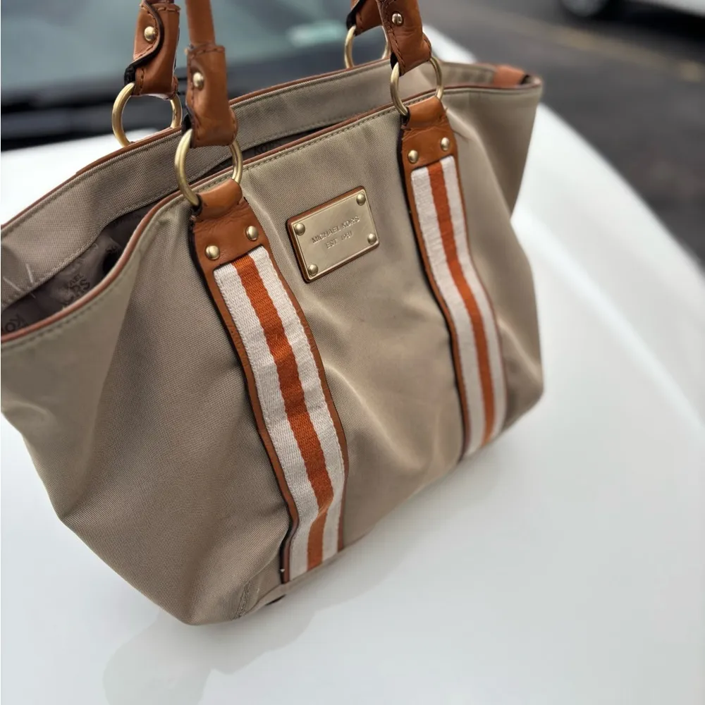 Michael Kors Fulton Leather Handle  Tote Bag! - Image 2