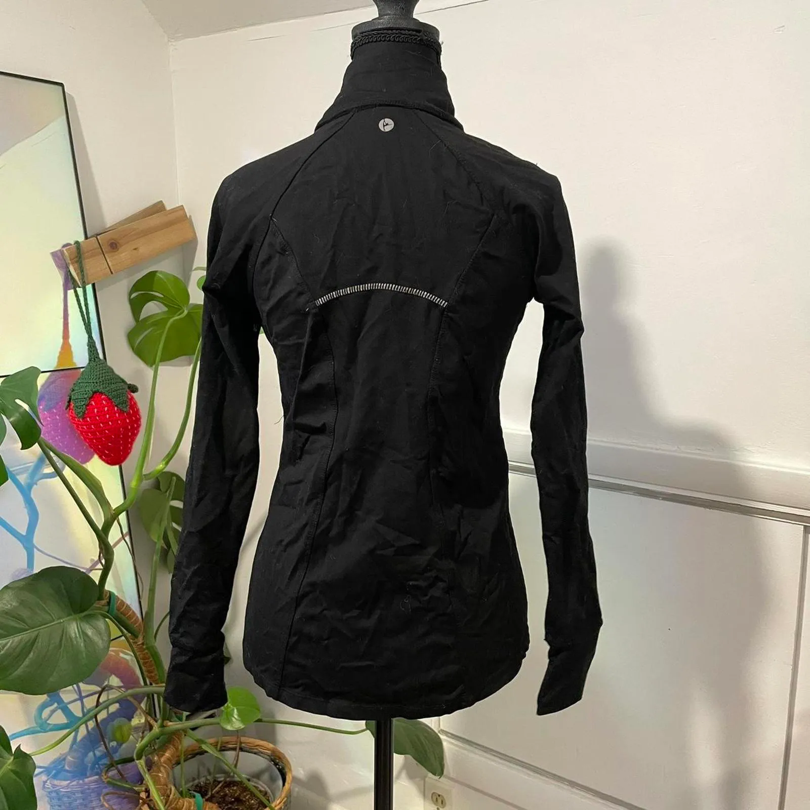 black 90 degree size small activewear jacket - Image 2