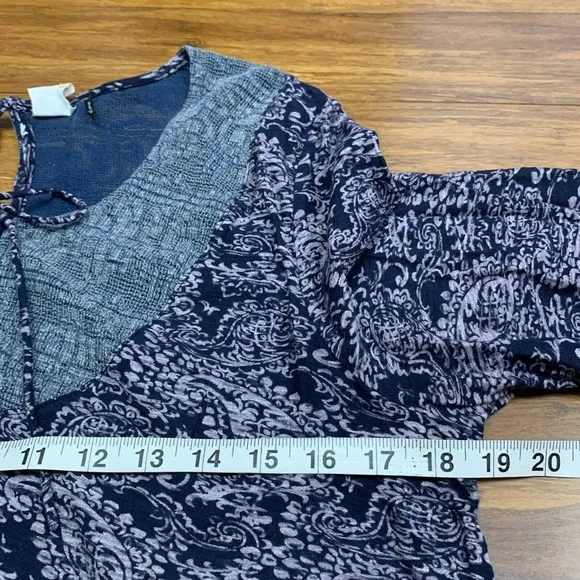 Akemi + Kin Marcella Blue Damask Paisley Blouse Womens Medium Bell‎ Sleeve Tie - Image 8