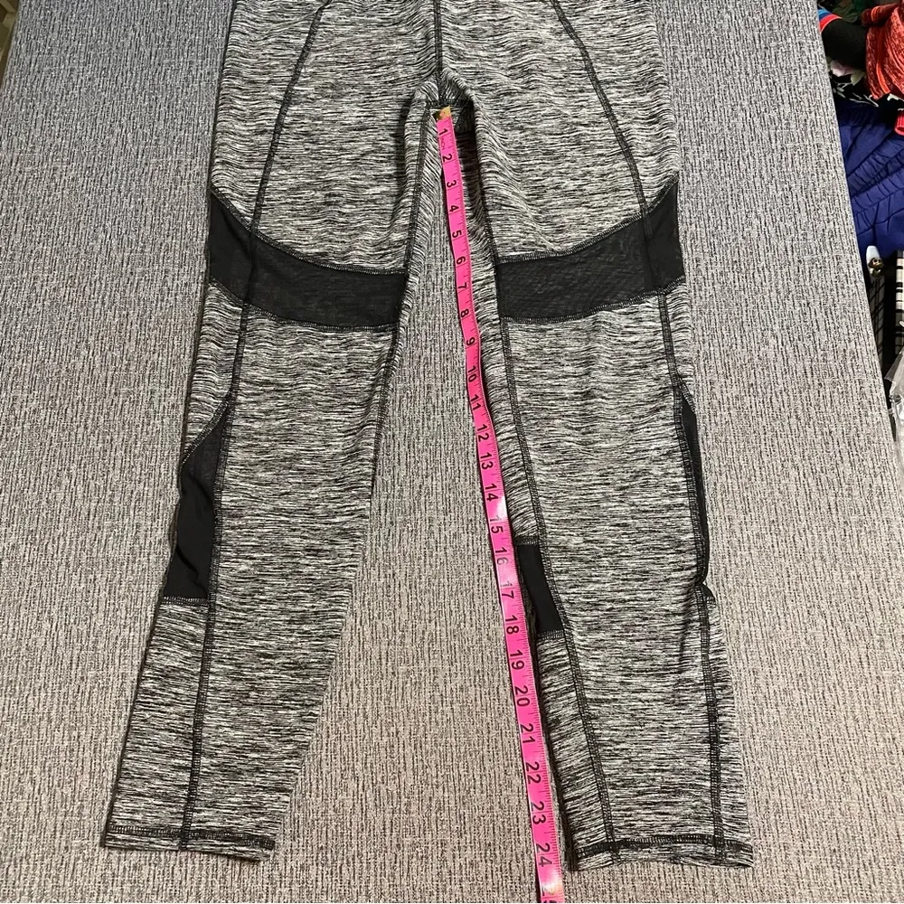 Hollister Sport Leggings - Image 12
