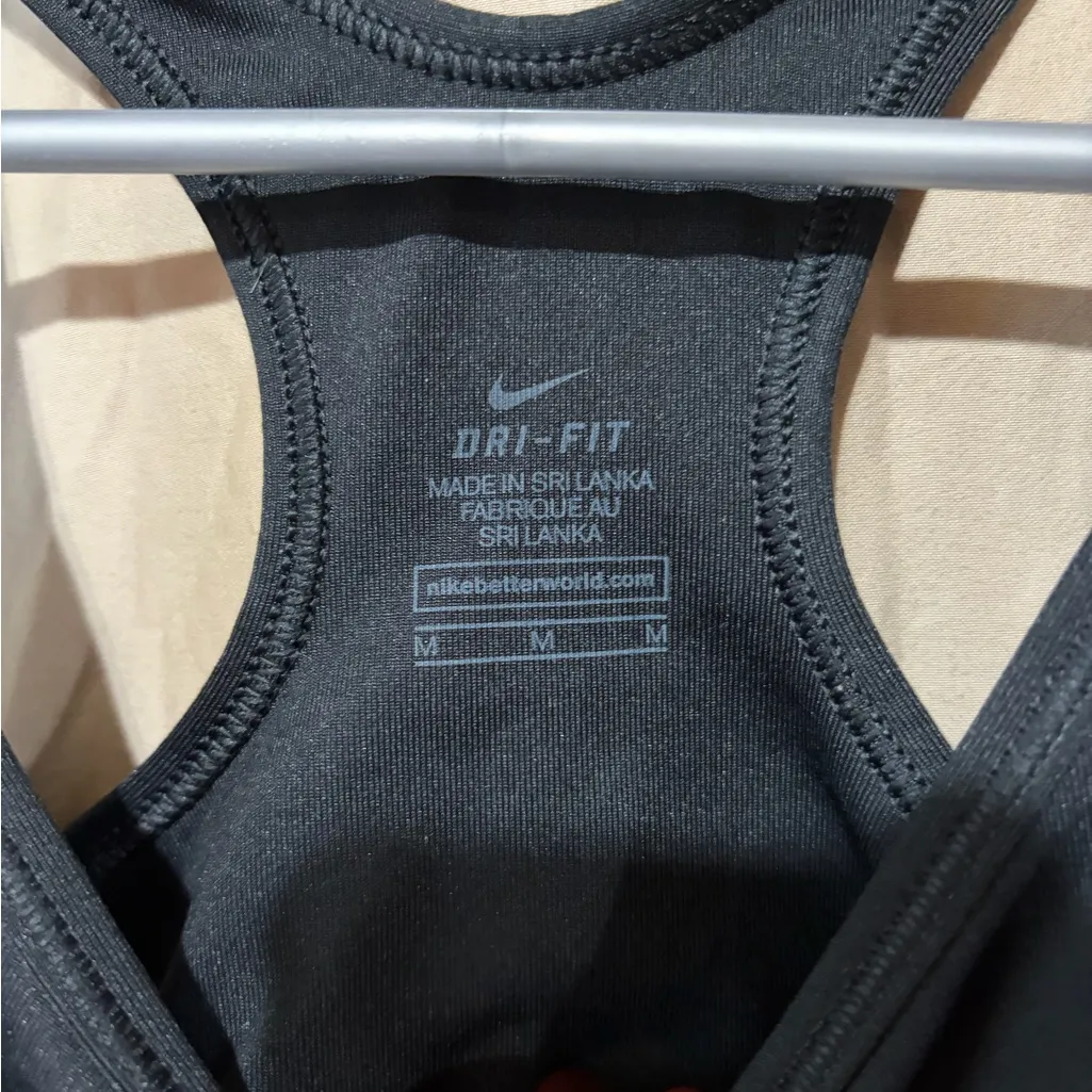 Nike sports bra - Image 2