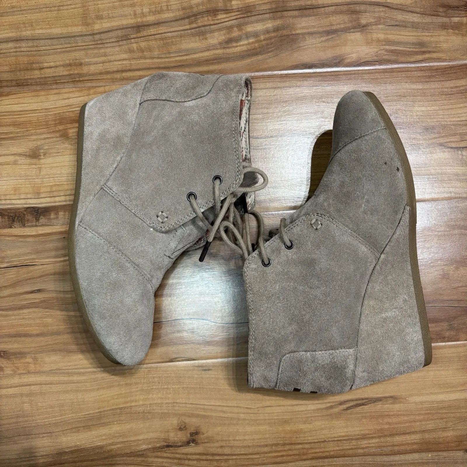 Toms Boots Womens 8.5 Wedge Desert Ankle Booties Brown Suede Lace Up‎ 741115 - Image 2