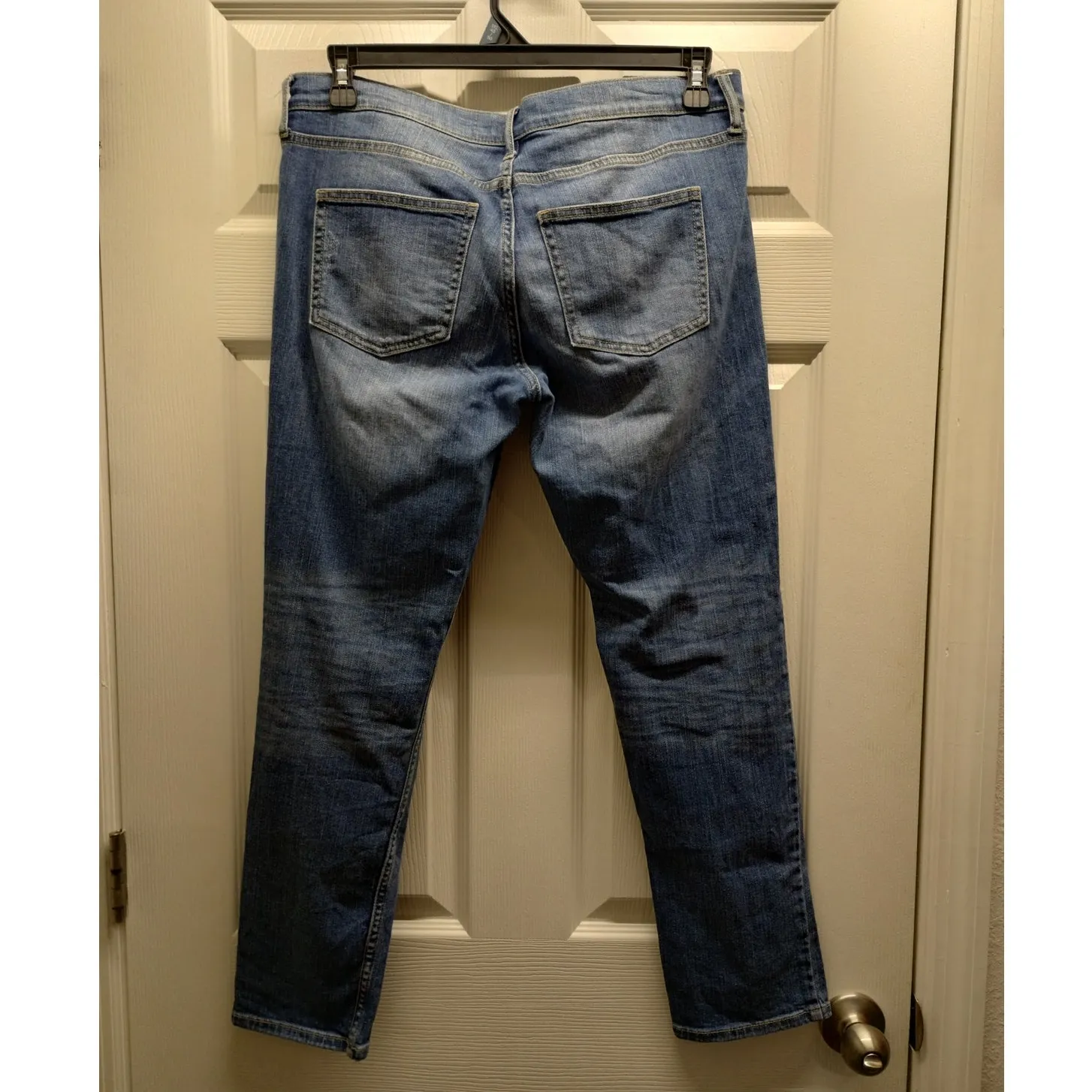 Banana Republic Factory Women's Size 27/4 Girlfriend Jean Mid-Rise Distressed - Image 2