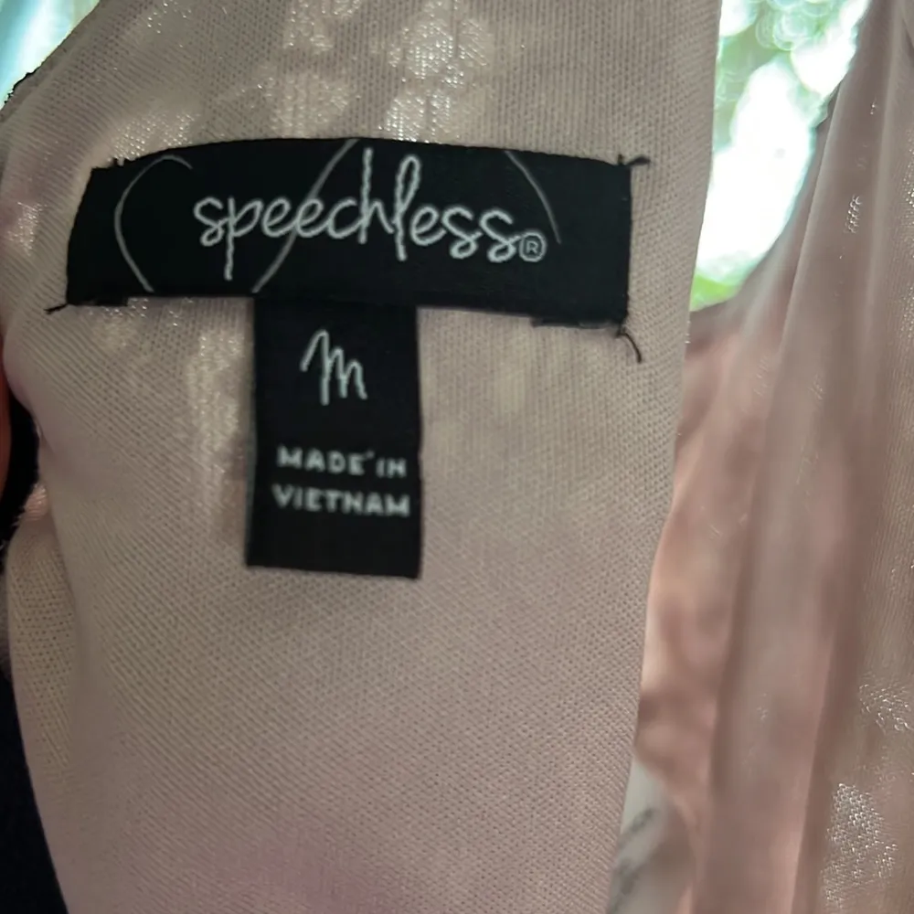 Spleechless dress size M - Image 3