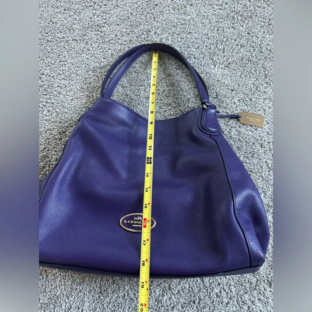 Coach 3 Compartment Hobo Bag - Image 4