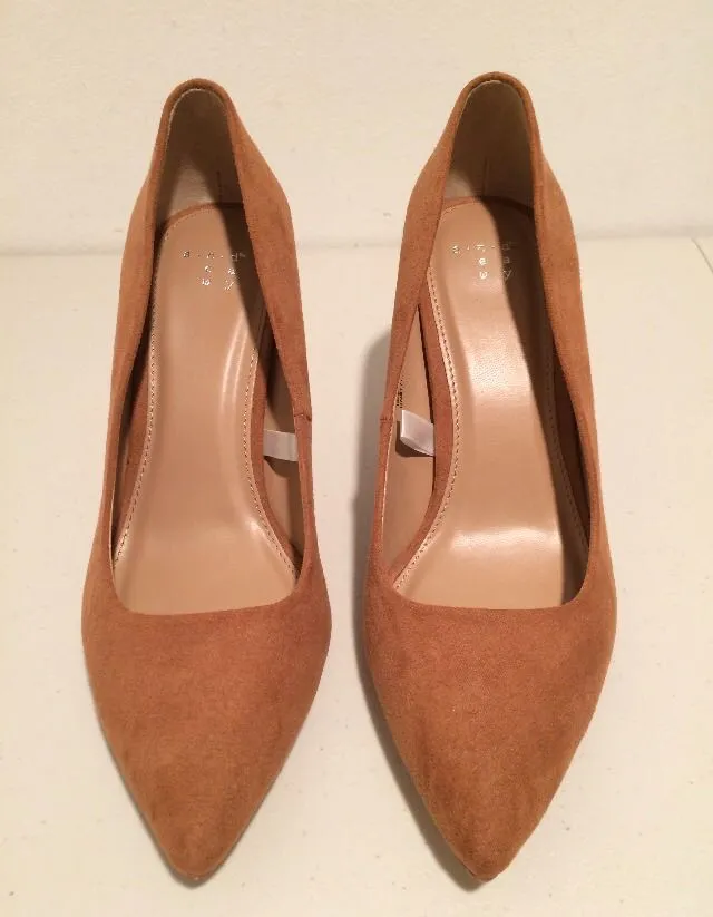 Microsuede Pumps, Size 7 1/2W Brown - Image 2