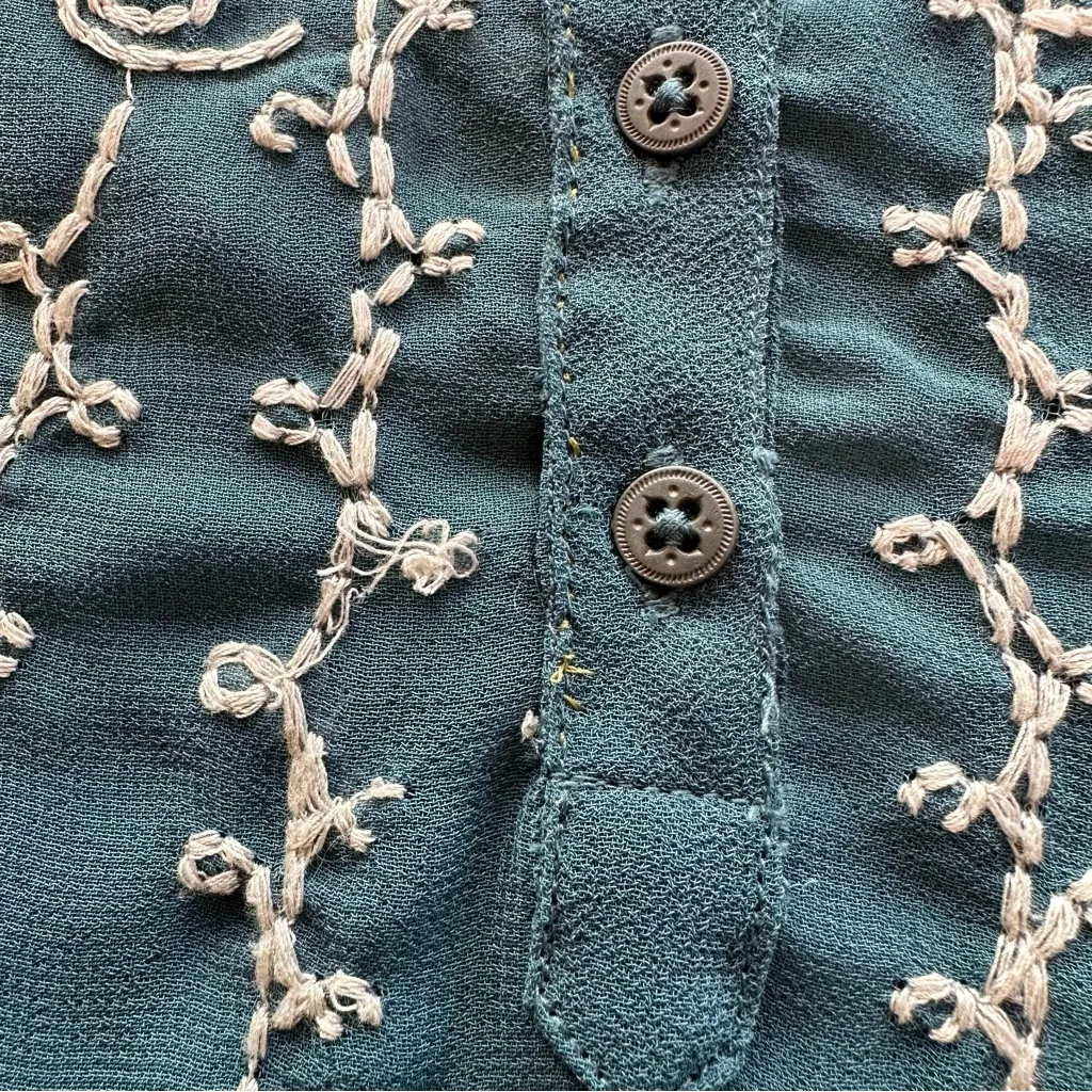 Free People embroidered sheer top size small teal - Image 11