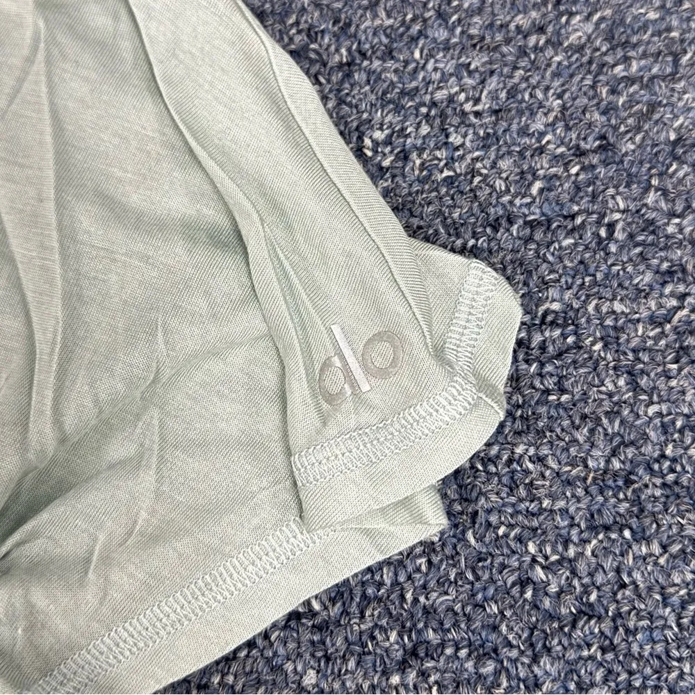 Alo Yoga Dreamer Short Sleeve Top Mint Green Blue Size Small - Image 4