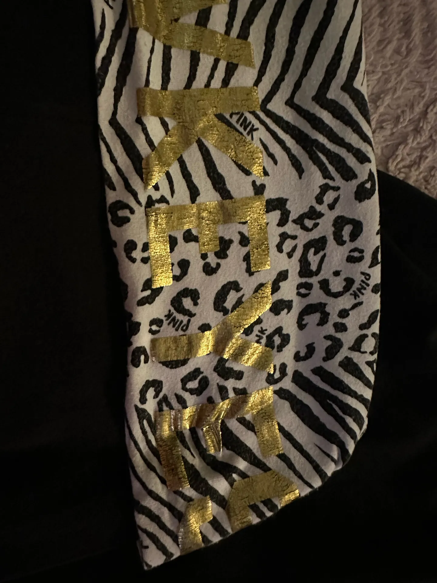 Vs pink Hawkeyes cropped foldover leggings large  - Image 9