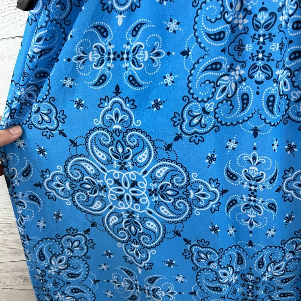Bebe Blue Bandana Print V Neck Maxi Dress Size XXL - Image 5