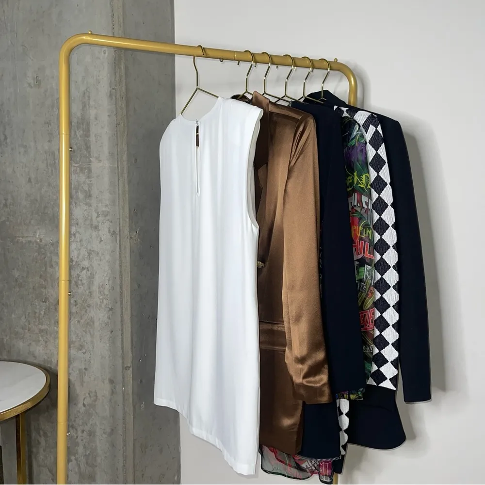 Abercrombie & Fitch White Minimalist Padded Shoulder Sleeveless Mini Dress - Image 7