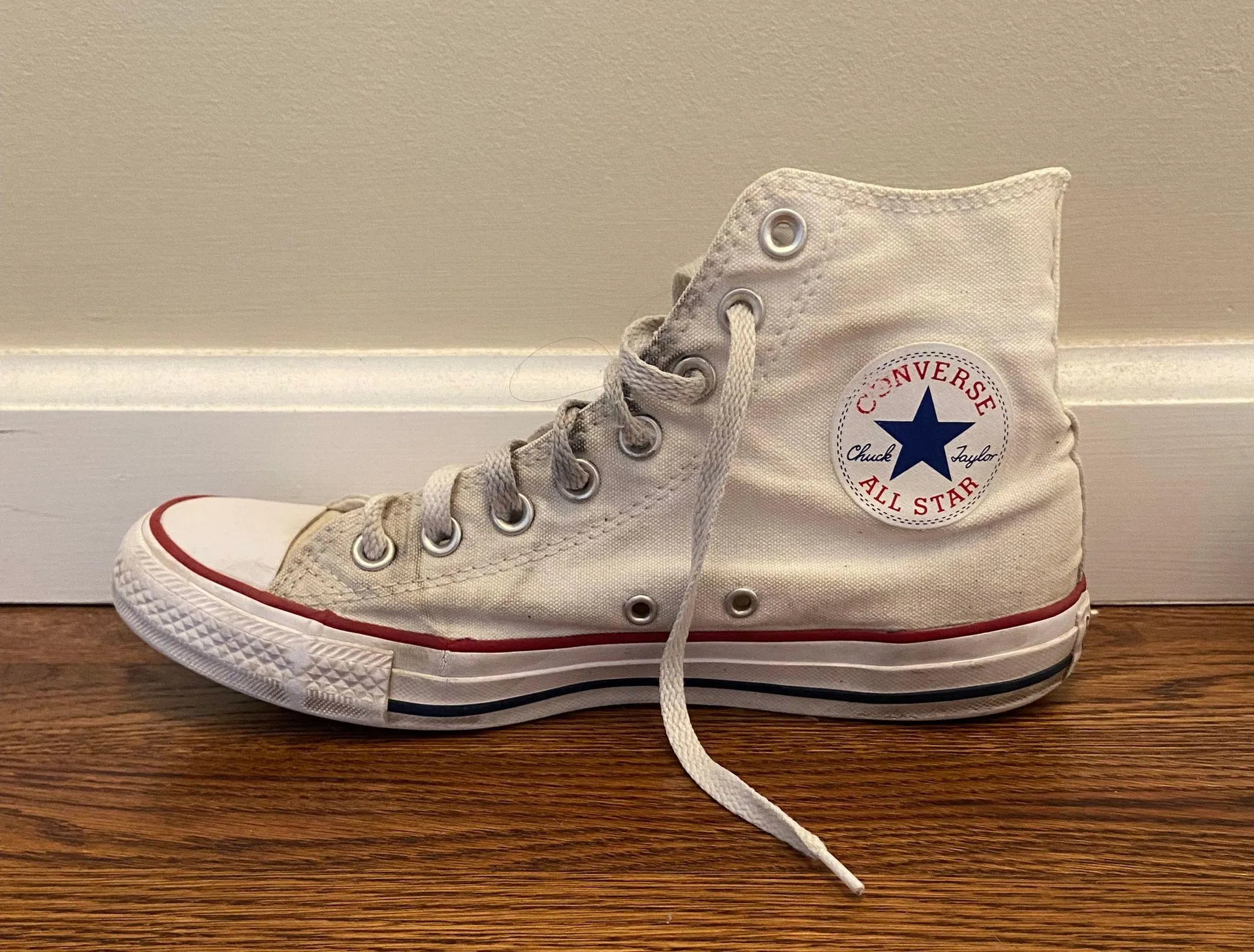 Converse White Chuck Taylors - Image 3
