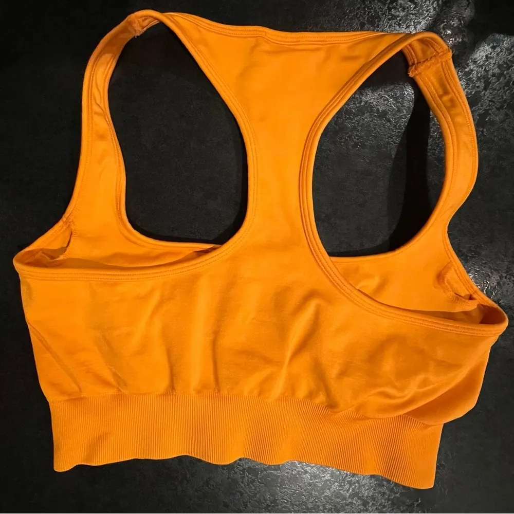 Bo+tee sports bra orange Med athletic wear gym work out yoga sporty bold athlete - Image 6