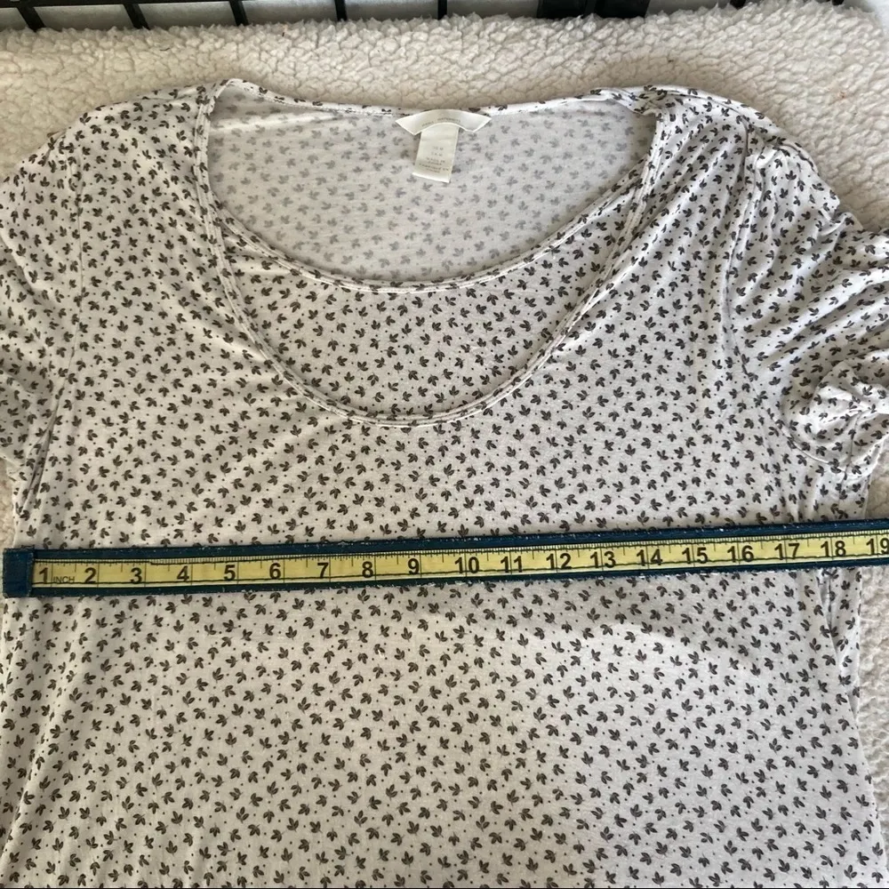 H&M Mama Pregnancy Maternity Leaf Floral Short Sleeve Shirt Medium - Image 7