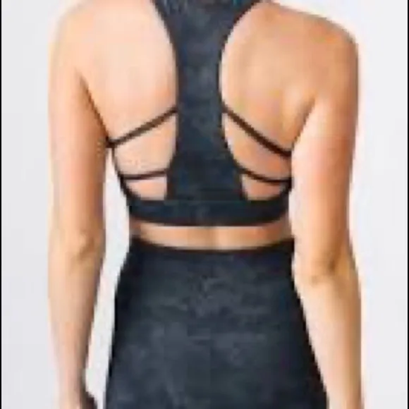 ZYIA Active Hero Camo Strappy Sports Bra Double Strap Racerback Sz. M Sporty - Image 2