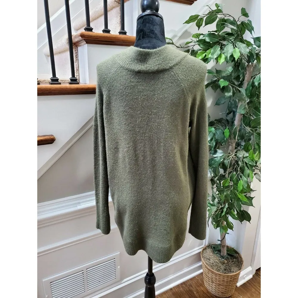RD Style Women's Green Acrylic V-Neck Long Sleeve Tight Knit Sweater Size Small - Image 7