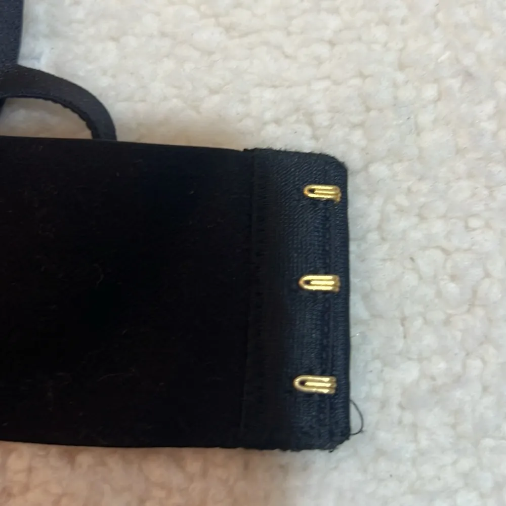 Victoria Secret Very Sexy Underwire Lace Bra Size 34D - Image 6