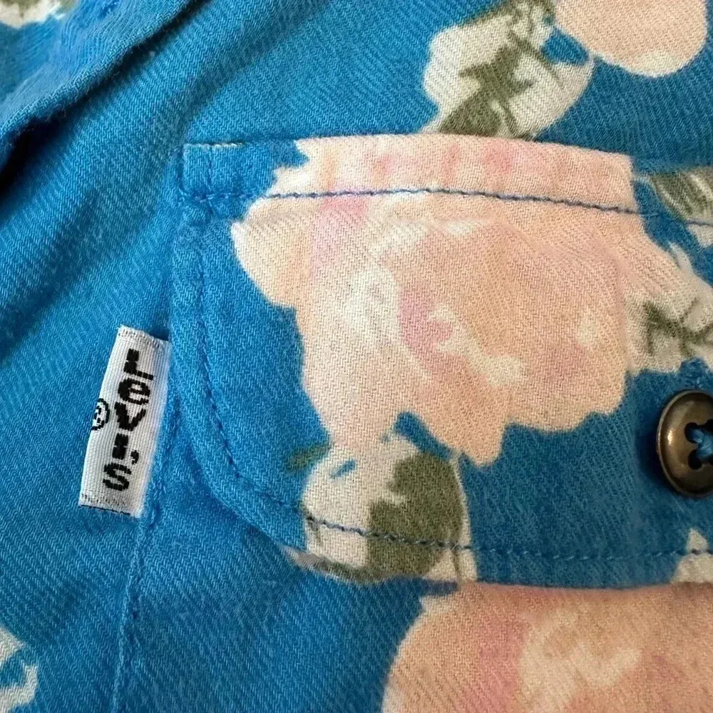 Vintage Levi’s Y2K Pink Roses Floral Long Sleeve Button Down Blouse Size XS - Image 6