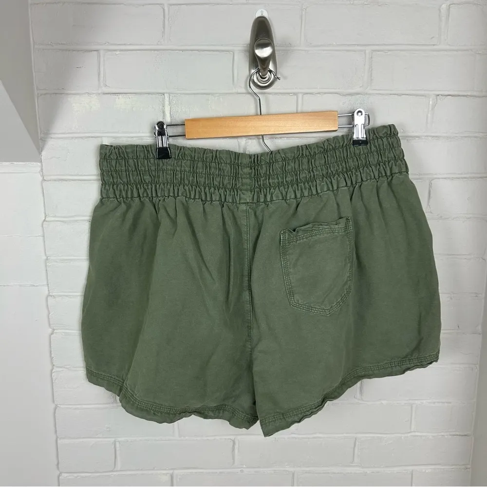 Aerie Babewatch Green Pull On Casual Shorts Size XL - Image 10