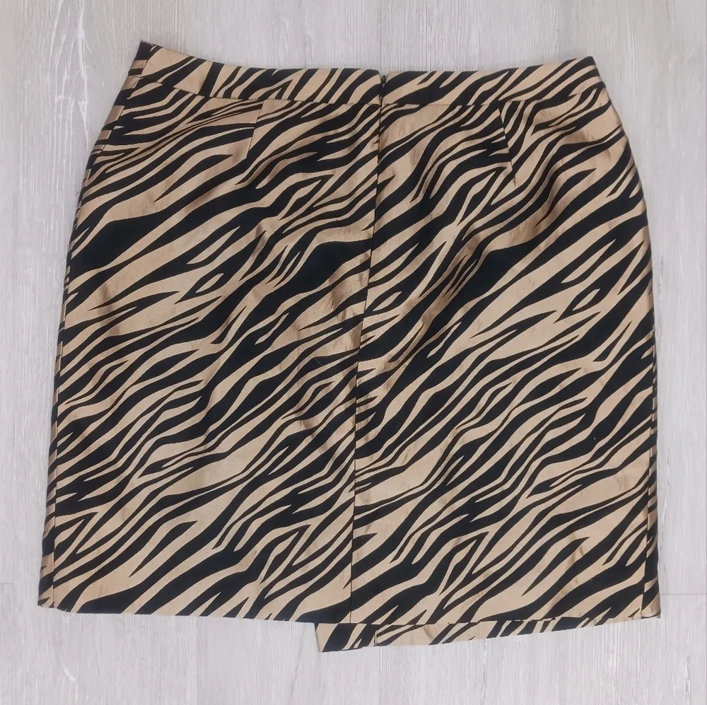 Anne Klein Womens Oasis Jacquard Animal Print Wrap Skirt Beige 14 - Image 4