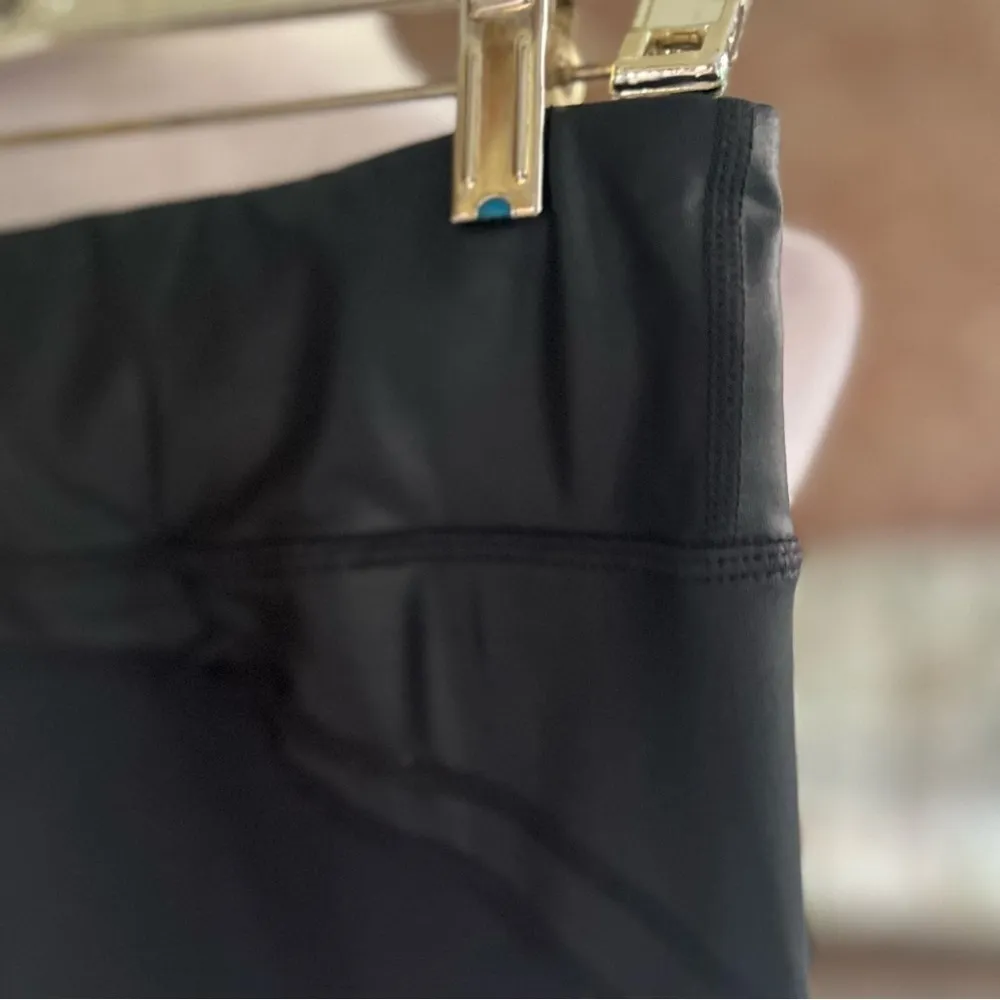 VMMV Black Leggings Faux Leather Satin Mesh M Workout Gym Athleisure Yoga Size M - Image 11