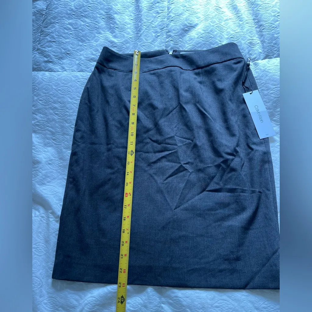 NWT: Calvin Klein Women's Gray Suit Skirt - Image 2