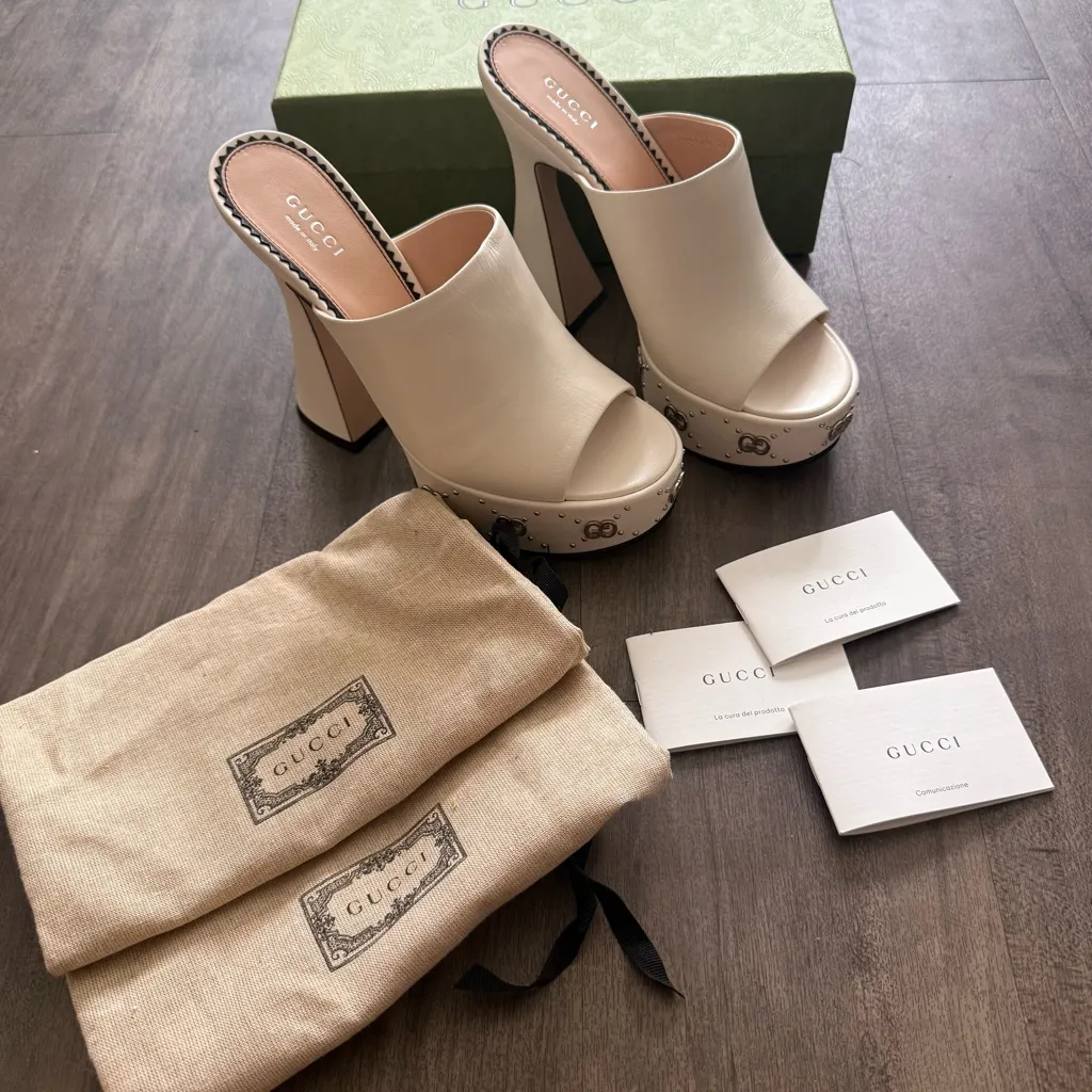 Brand New Authentic Gucci Womens Janaya Sandal GG Studded Leather Platform Mule - Image 7