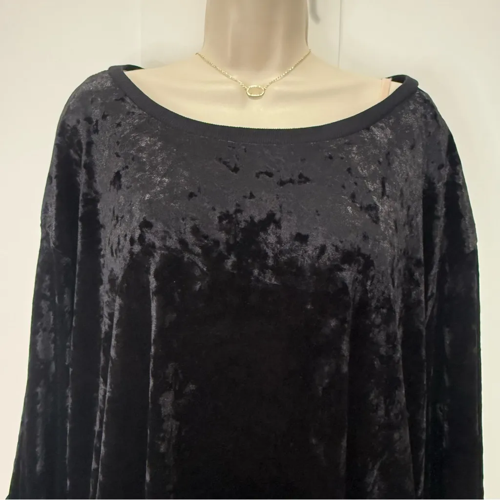 Supplies By Union Bay Luna Crew Neck Crushed Velvet Blouse Black 1X Whimsigoth - Image 5