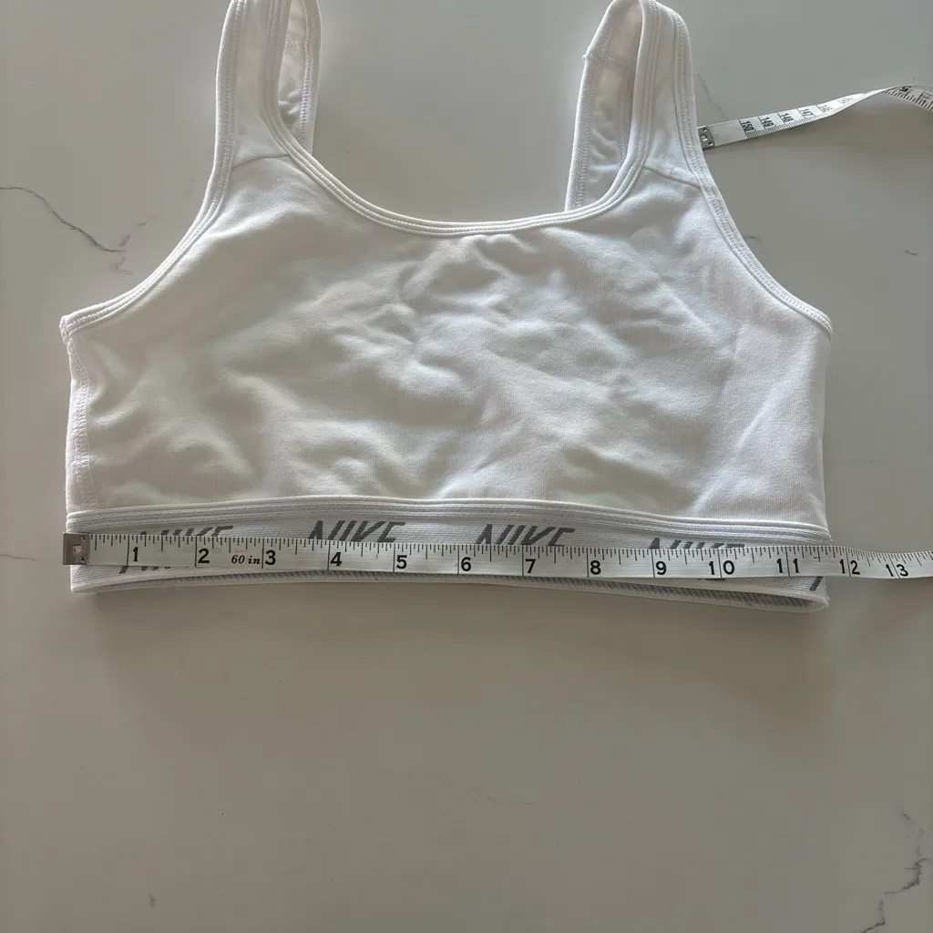 Nike White Sports Bra dry-fit size Small - Image 3