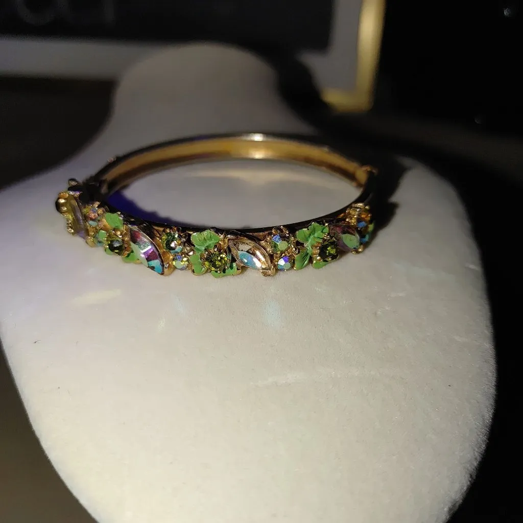 Florenza Bangle Hinge Bracelet Yellow Gold Tone Vintage Green AB Rhinestones - Image 11