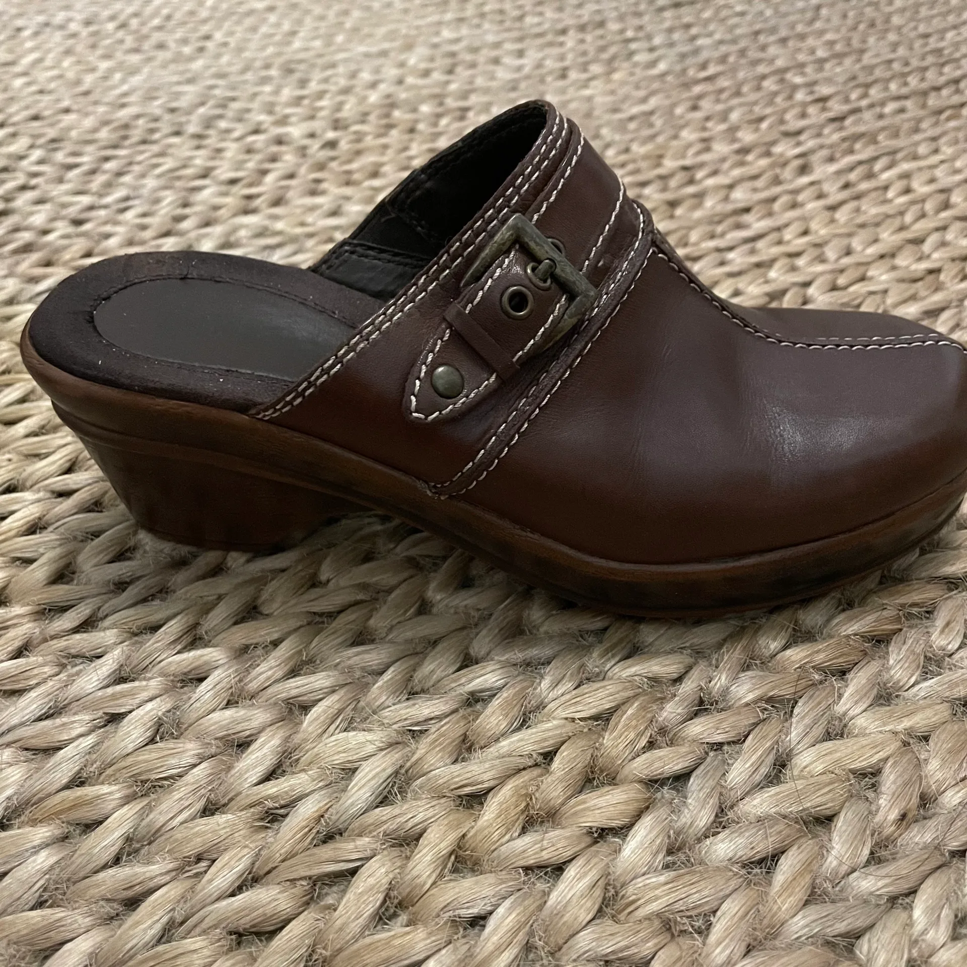 Brown Lana Leather Mule Size 6 - Image 5