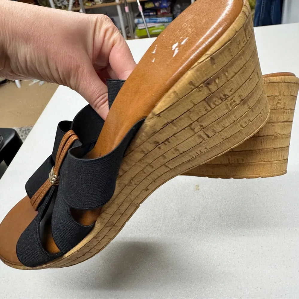 Italian ShoeMaker Black Slip On Mule Wedges Womens 8 Beachy Classic Sandals - Image 6