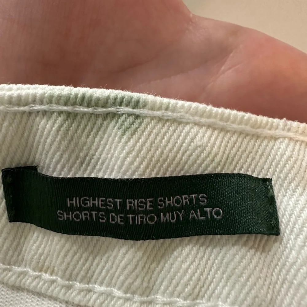 2/$10 Wild Fable White and Multicolor Frayed Jean Shorts - Image 4