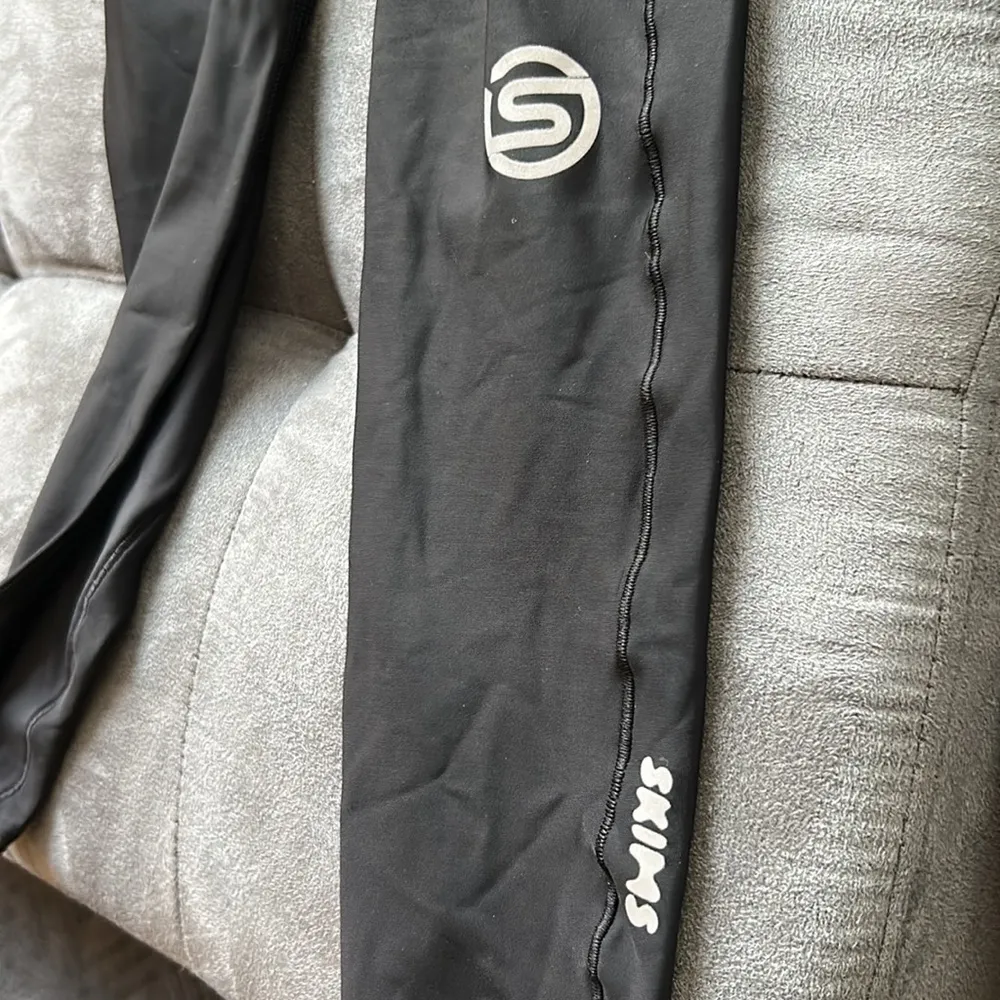 SKIMS SKIMS PERFORMANCE HIGH-WAISTED 7/8 LEGGING NWT - Image 7