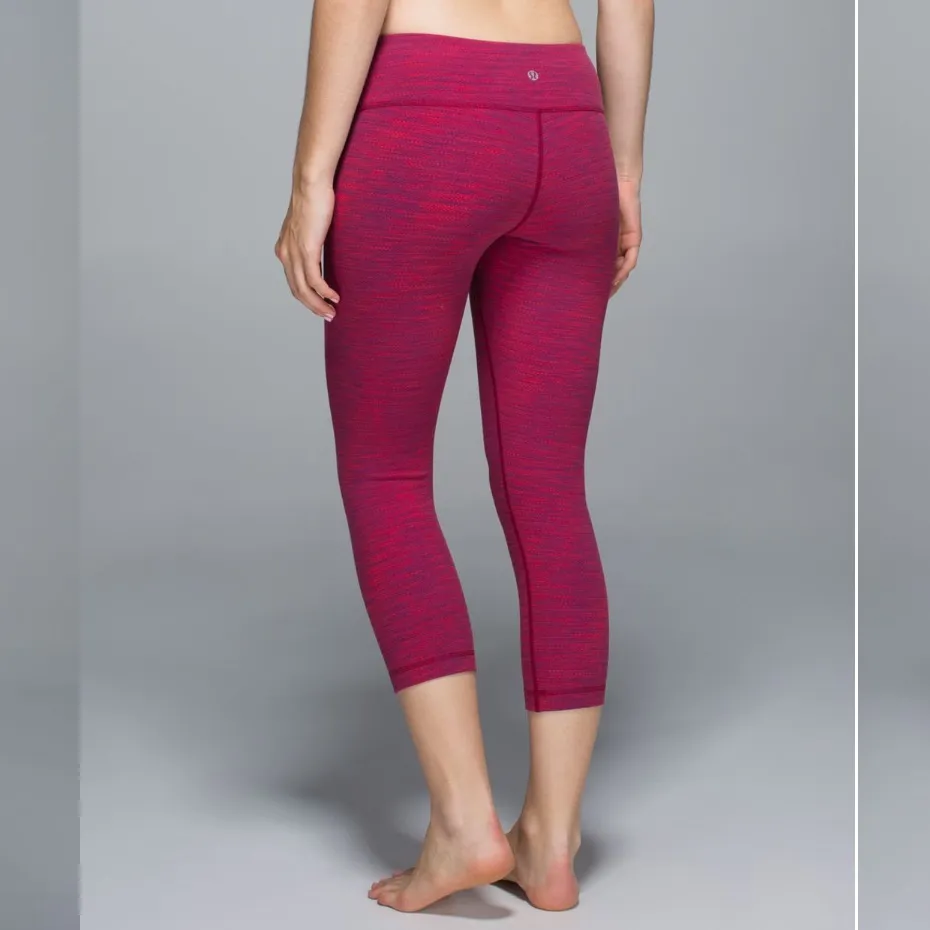 Lululemon Wunder Under Crop II Diamond Jacquard Space Dye Bumble Berry Flaming - Image 2