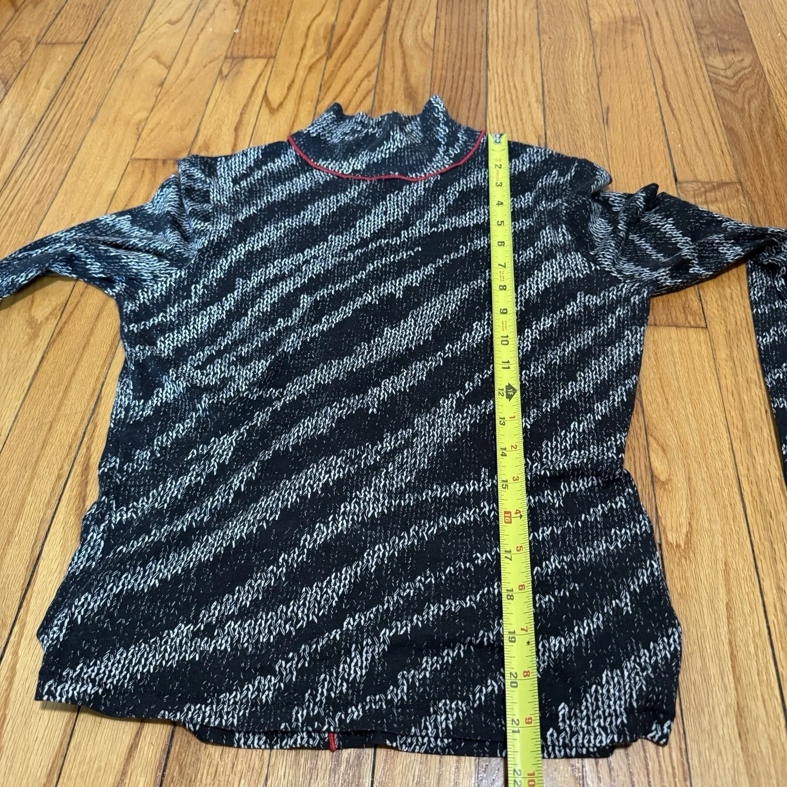 rag & bone Zebra Shaw Turtleneck Cotton Modal Top Size Medium - Image 7